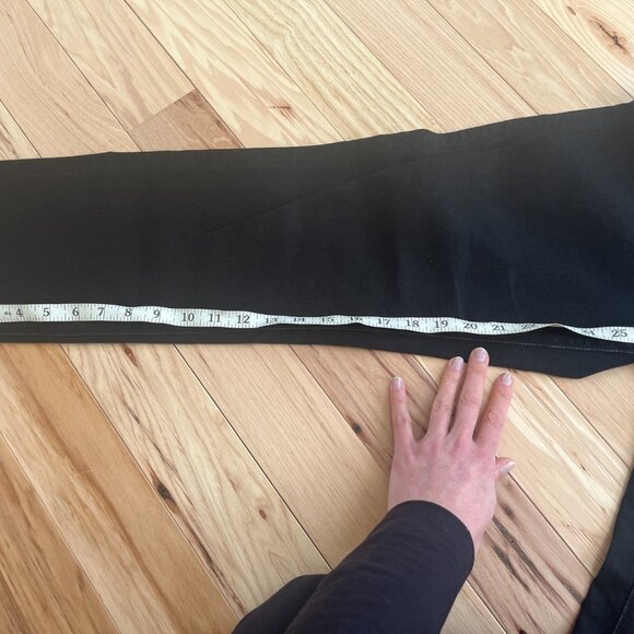 Perfect Spring Denim - The Isabelle High-rise Straight Crop - Picture 5 of 9